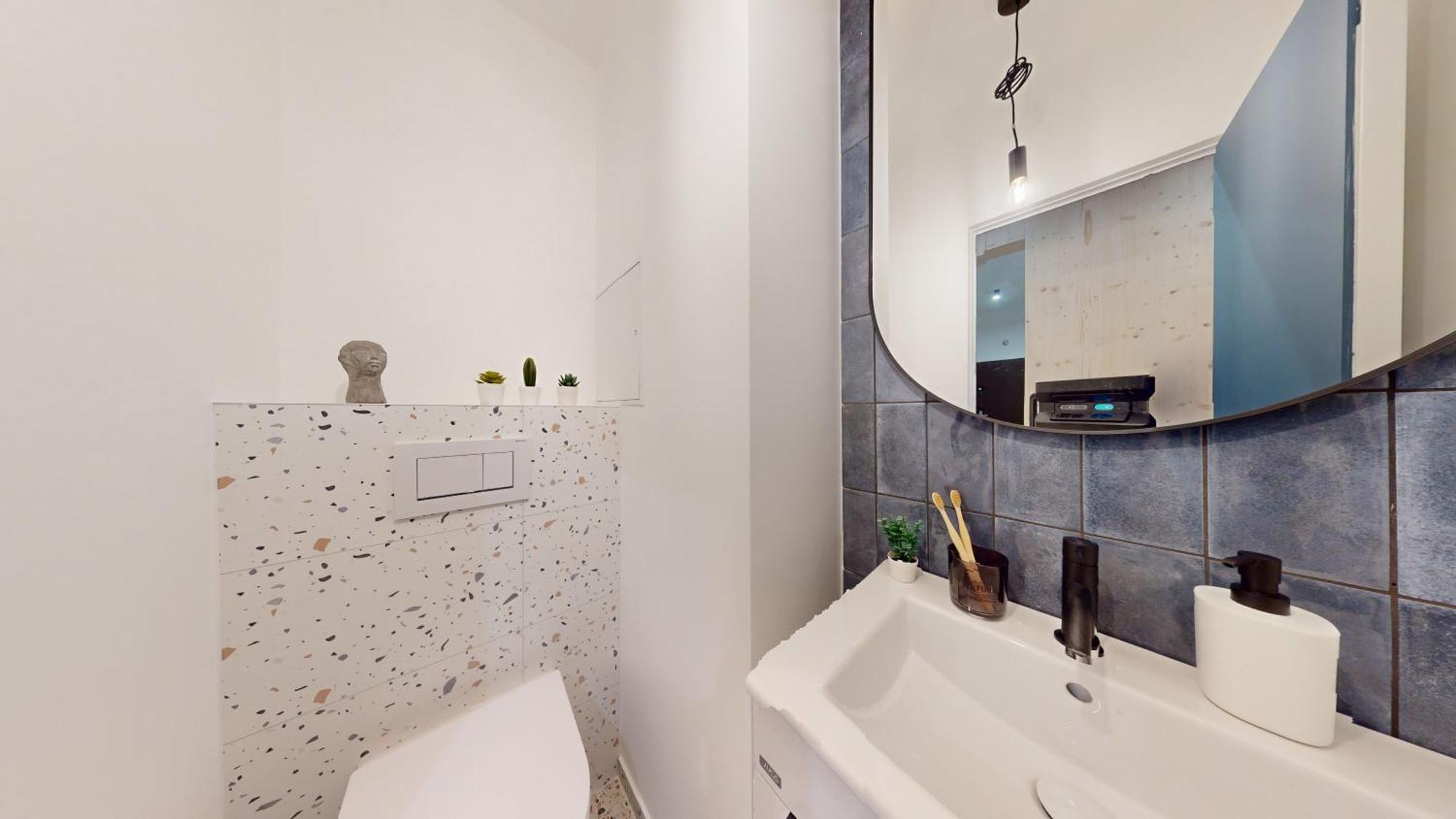 Modern 2 Bedroom Apt - Free Parking Братислава Экстерьер фото